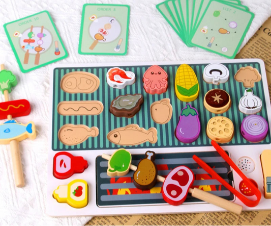 Barbacoa Montessori con cartas